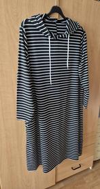 Sweaterjurk met hoodie - Mt 48, Zwart/wit, Nieuw, Ophalen of Verzenden, Jurk