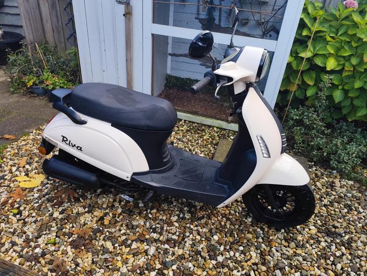 Btc riva 2, Fietsen en Brommers, Snorfietsen en Snorscooters, Overige merken, Benzine, Ophalen