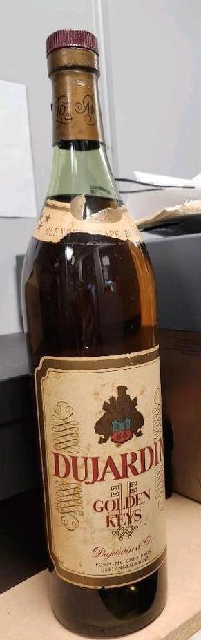 Grote fles Dujardin Golden Keys brandy 3 Liter  beschikbaar voor biedingen
