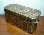 Zeldzame antieke betelnootdoos messing met zilverinlegwerk, Ophalen of Verzenden