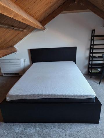 Bed 1.40 x 2.00 meter met lattenbodem en Emma matras