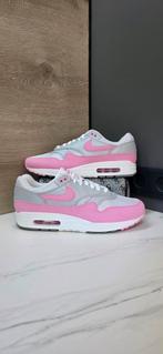 NIKE AIR MAX '87 MTLC PLATINUM/PINK RISE MAAT 44, Nieuw, Ophalen of Verzenden, Sneakers of Gympen, Roze