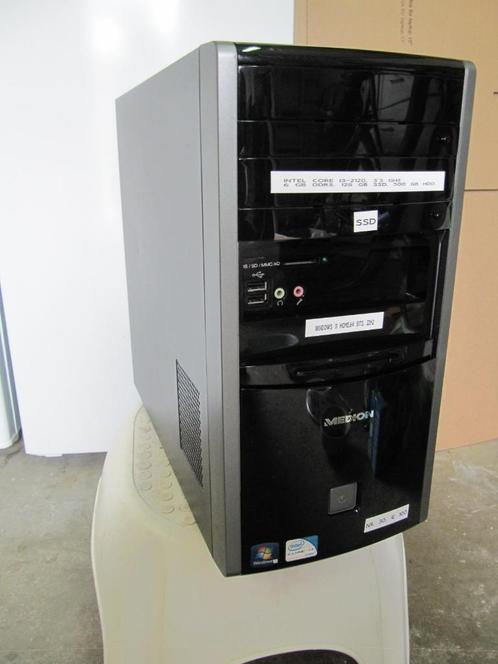 (Nr.30) Intel Core i3-2120. 3,3 Ghz.(Medion Akoya)6GB,SSD,HD, Computers en Software, Computerbehuizingen, Zo goed als nieuw, Ophalen of Verzenden