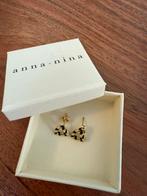 Anna + Nina Single Black Heart Stud ( prijs per stuk), Ophalen of Verzenden, Zo goed als nieuw, Zwart, Goud