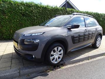 Citroen C4 1.2 E-VTI FEEL Automaat- Came-Navi-Usb-Blth-Pdc-C beschikbaar voor biedingen
