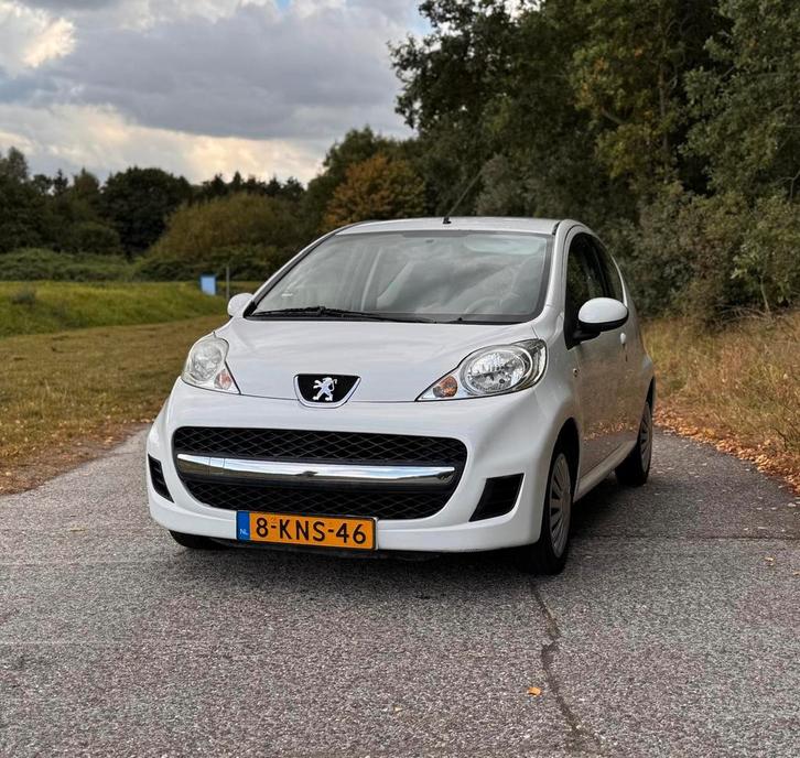 Peugeot 107 | 3DR | AIRCO | Centrale vergrendeling, Auto's, Peugeot, Particulier, Airbags, Airconditioning, Isofix, Radio, Benzine