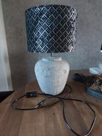 Stenen lampenvoet met mooie lampenkap, Huis en Inrichting, Ophalen of Verzenden, Nieuw, Minder dan 50 cm