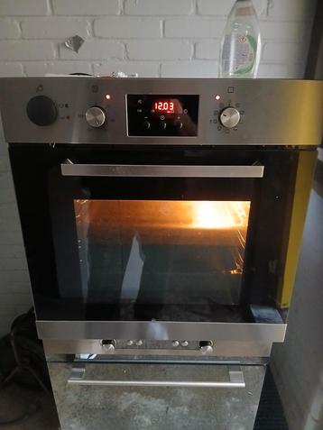 Ikea framtid inbouw oven met hetelucht en stoom functies  beschikbaar voor biedingen