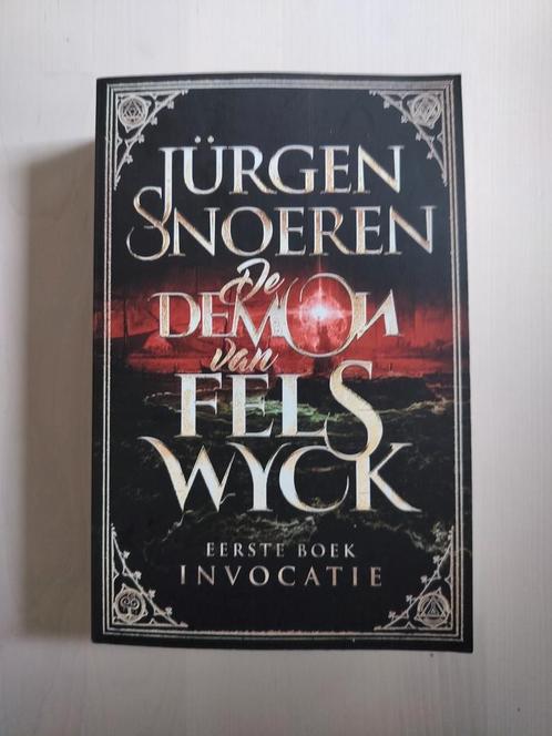 Jürgen Snoeren - 1 Invocatie, Boeken, Fantasy, Zo goed als nieuw, Ophalen of Verzenden