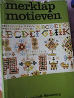Merklap motieven., Ophalen of Verzenden, Gebruikt, Handborduren, Overige typen