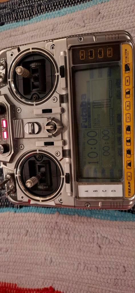 Vintage RC Zender Futaba 9 ZAP met Accessoires, Hobby en Vrije tijd, Modelbouw | Auto's en Voertuigen, Gebruikt, Overige typen