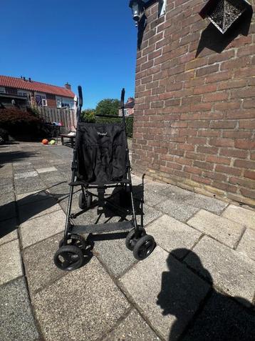Kinder buggy beschikbaar voor biedingen