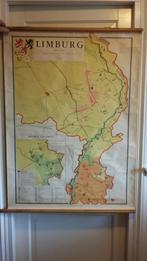 Oude schoolkaart van Limburg op linnen, Antiek en Kunst, Ophalen of Verzenden, Aardrijkskunde