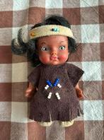 Vintage native american/ indiaan poppetje; 10cm, Verzamelen, Poppen, Ophalen of Verzenden, Zo goed als nieuw, Pop