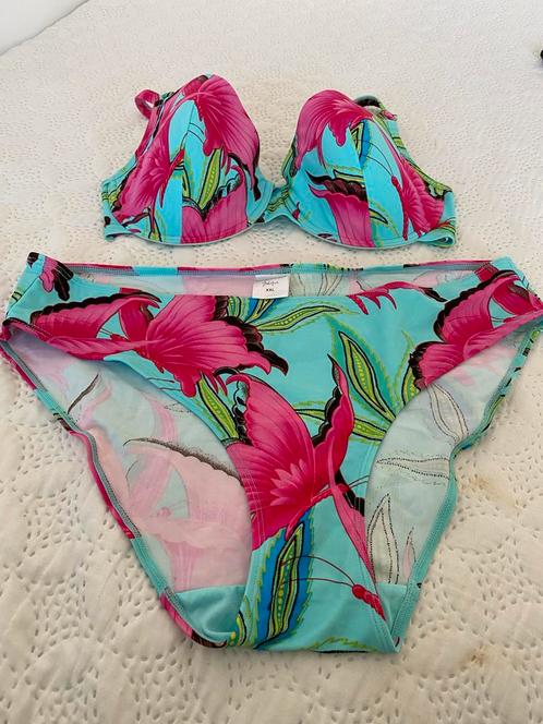 Hunkemöller Bikini XXL Bloemenprint, Kleding | Dames, Badmode en Zwemkleding, Zo goed als nieuw, Bikini, Blauw, Ophalen of Verzenden