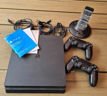 Playstation 4 500 Gb met 2 controllers beschikbaar voor biedingen