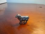 Circa 3 cm beeldje schaap met 5 poten figuur miniatuur, Ophalen of Verzenden, Gebruikt, Dier