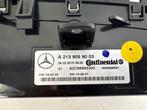 Kachel Bedieningspaneel van een Mercedes E-Klasse, Ophalen of Verzenden, 3 maanden garantie, Gebruikt, Mercedes-Benz