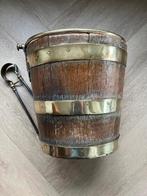 Eiken emmer (voor Openhaardhout) met koperen beslag en houtt, Antiek en Kunst, Curiosa en Brocante, Ophalen