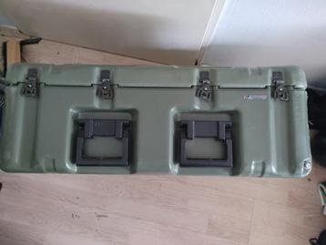 Hardigg survival kampeer opslagkist+wieltjes 83x53x32  beschikbaar voor biedingen