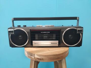 Panasonic FM25 vintage boombox / ghetto blaster 