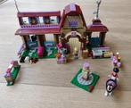 LEGO Friends Manege 41126, Kinderen en Baby's, Speelgoed | Duplo en Lego, Complete set, Ophalen of Verzenden, Lego, Zo goed als nieuw