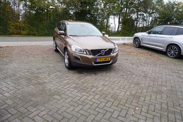 Volvo XC60 2.0T Momentum TREKHAAK LEER STOELVERWARMING NAVI beschikbaar voor biedingen