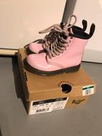 D’r martens 27 roze 2 X aangehad  glitter regenboog veters, Kinderen en Baby's, Kinderkleding | Schoenen en Sokken, Ophalen of Verzenden