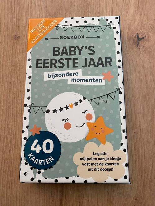 Baby's eerste jaar - Boekbox, Boeken, Overige Boeken, Nieuw, Ophalen of Verzenden