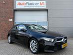 Mercedes-Benz A-klasse 200 Business Solution AMG! Camera!, 4 cilinders, Leder en Stof, Bedrijf, 19 km/l