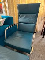 Designer Fauteuil Petrol met hocker leer, Huis en Inrichting, Fauteuils, Ophalen of Verzenden, Zo goed als nieuw, Leer