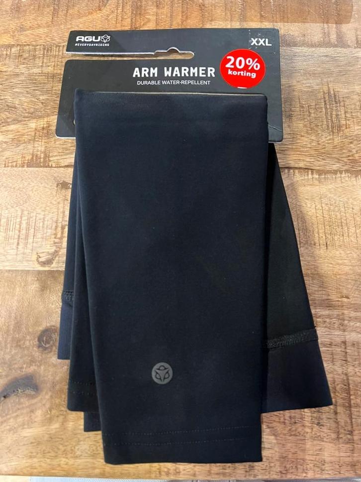 AGU Armwarmer DWR Zwart 50% korting, Fietsen en Brommers, Fietsaccessoires | Fietskleding, Nieuw, Heren, Bovenkleding, Overige maten