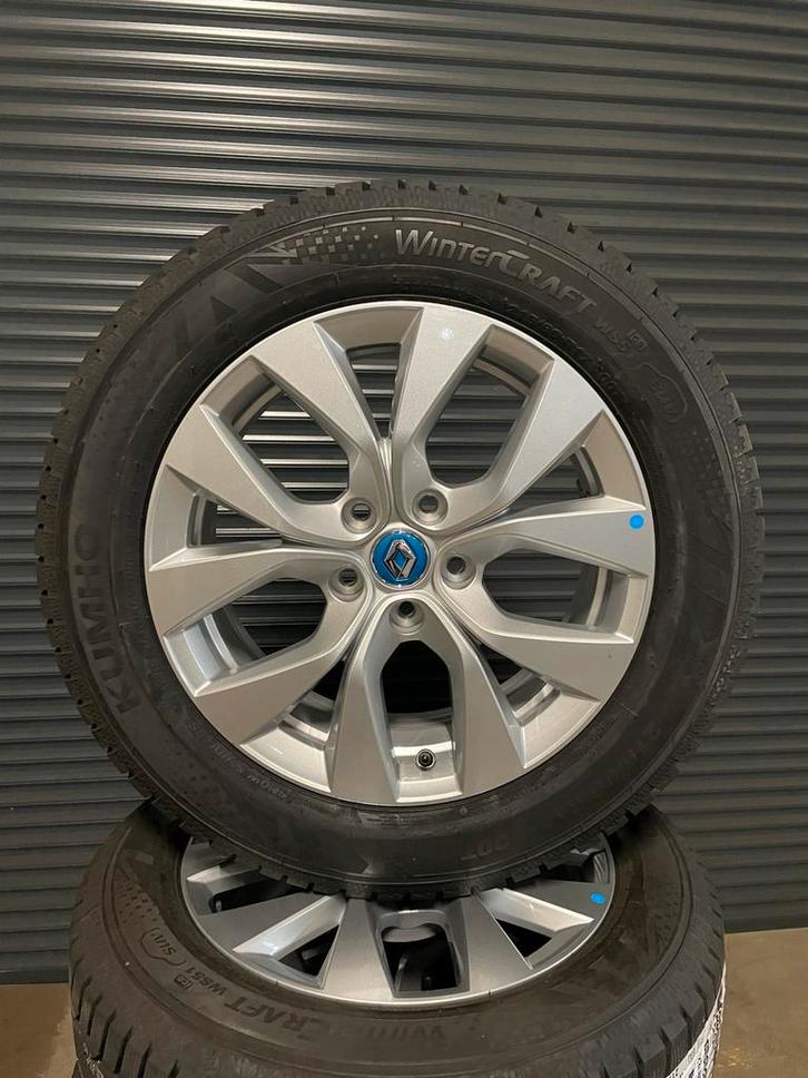 Nieuwe Originele Renault Captur 2 winterbanden set, Auto-onderdelen, Banden en Velgen, Banden en Velgen, Winterbanden, 17 inch