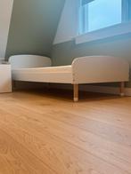 Zo goed als nieuw 1 persoonsbed 90x200 incl. lattenbodem, Kinderen en Baby's, Ophalen, 85 tot 100 cm, Zo goed als nieuw, Lattenbodem