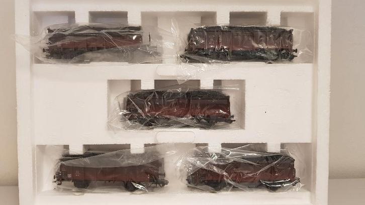 Märklin 46034 Set van vijf hogeboordwagons met lading van DB, Hobby en Vrije tijd, Modeltreinen | H0, Nieuw, Treinset, Wisselstroom