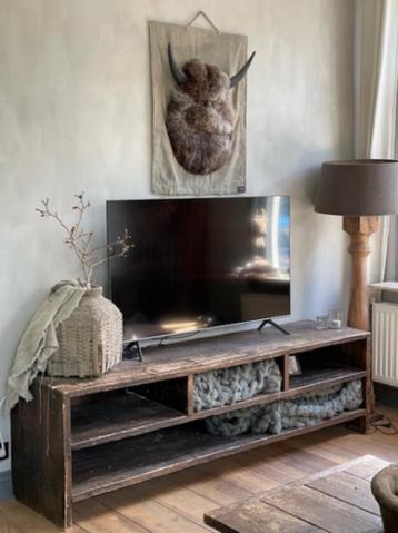 Stoere landelijke tvkast * vakkenkast * televisiekast * oud  beschikbaar voor biedingen