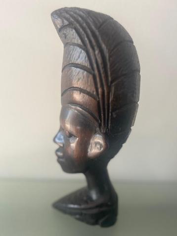 Houtsnijwerk afrikaans hoofd 18 cm hoog beschikbaar voor biedingen