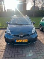 Toyota Aygo 1.0 12V Vvt-i 5DRS 2011 Grijs, Origineel Nederlands, Te koop, Zilver of Grijs, Benzine
