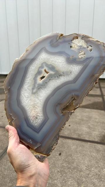 Grote XL Agaat schijf 35 cm x 25 cm beschikbaar voor biedingen