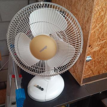 Tafel ventilator  beschikbaar voor biedingen