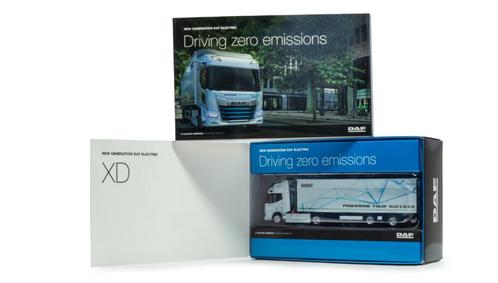 Holland Oto 1:87 DAF XD Electric truck Powering Your Success, Hobby en Vrije tijd, Modelauto's | 1:87, Nieuw, Bus of Vrachtwagen