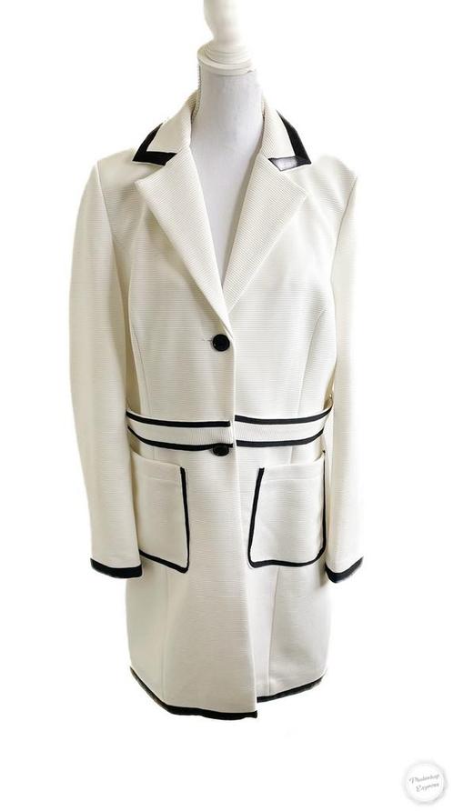 Mooie jas van Liv 44, Kleding | Dames, Jassen | Zomer, Zo goed als nieuw, Maat 42/44 (L), Wit, Ophalen of Verzenden