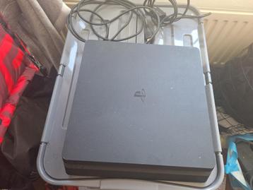 Ps4 slim 500gb met kabels beschikbaar voor biedingen