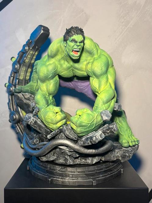 The Hulk statue 1:6, Verzamelen, Poppetjes en Figuurtjes, Zo goed als nieuw, Ophalen of Verzenden