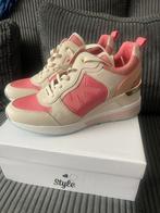 Michael kors, Kleding | Dames, Schoenen, Ophalen, Zo goed als nieuw, Zwart, Sneakers of Gympen