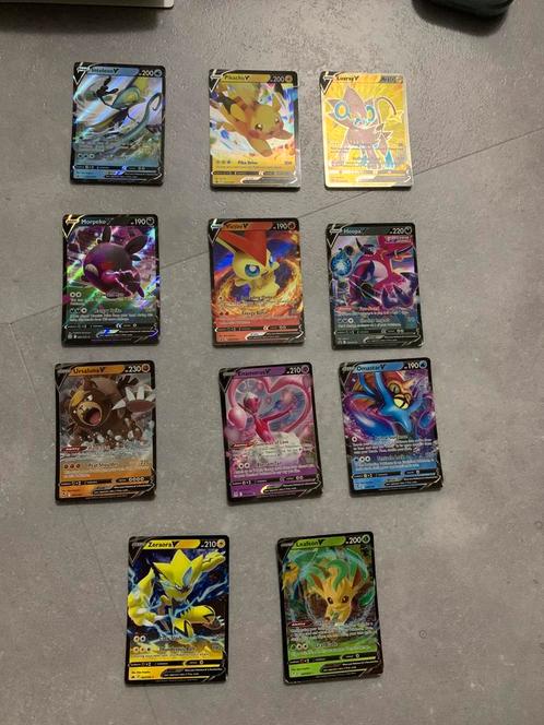 Behoorlijk veel goeie pokemon kaarten LOS ook te koop, Hobby en Vrije tijd, Verzamelkaartspellen | Overige, Zo goed als nieuw