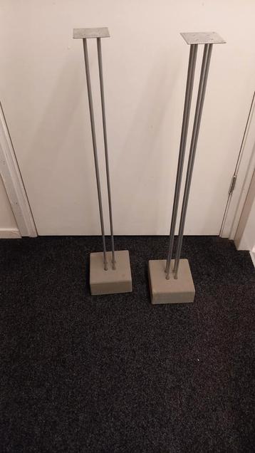 Vintage Ikea Luidspreker Stands - 90cm beschikbaar voor biedingen