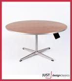 Fritz Hansen Circular Koffie Tafel Walnoot 90cm Nieuwstaat