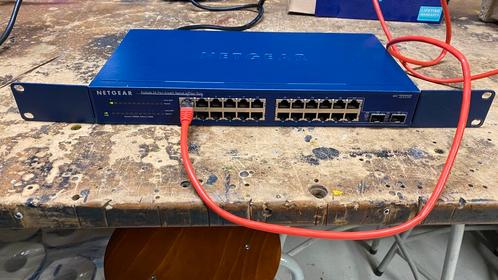 Netgear Prosafe JGS524F, Computers en Software, Netwerk switches, Zo goed als nieuw, Ophalen of Verzenden