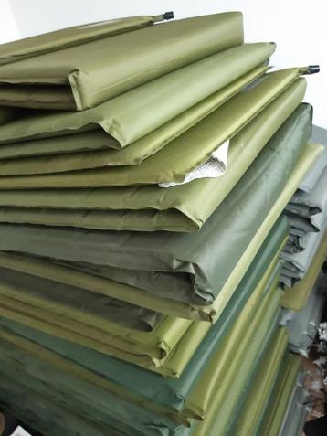 Lucht matras 60x200 opblaasbaar beschikbaar voor biedingen